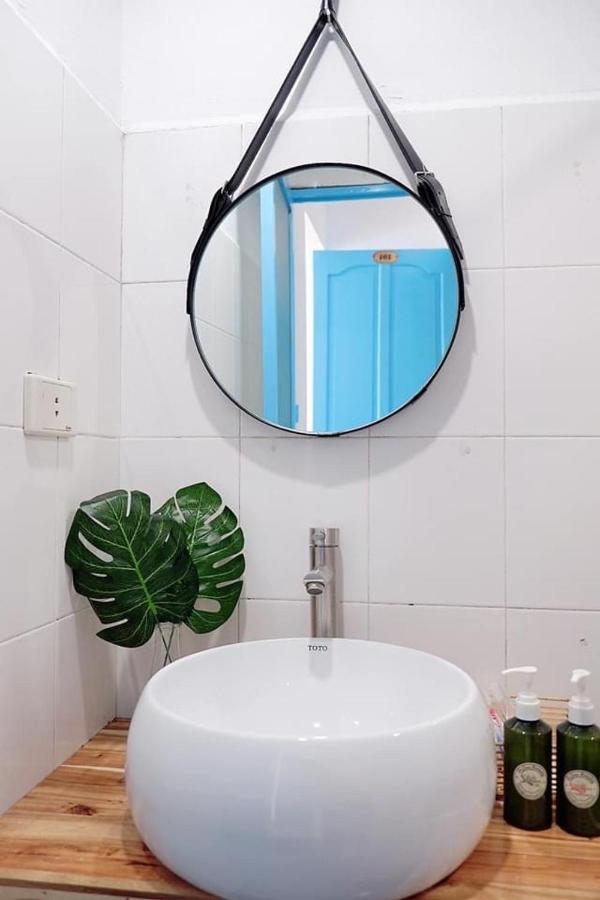 La Casa Homestay - 11B Anh Dao, Bai Chay Ха Лонг Екстериор снимка